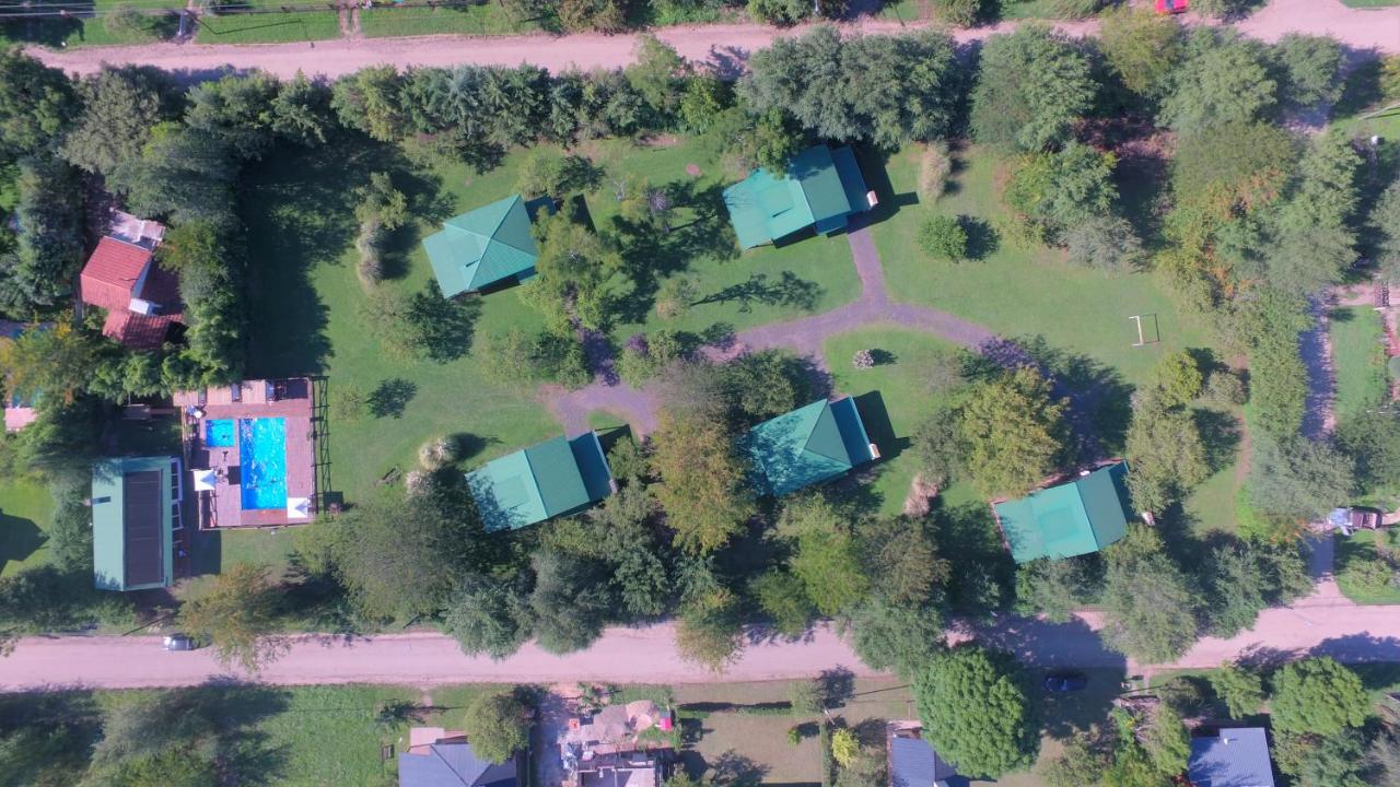 Cabanas Cuatro Horizontes Villa General Belgrano Bagian luar foto