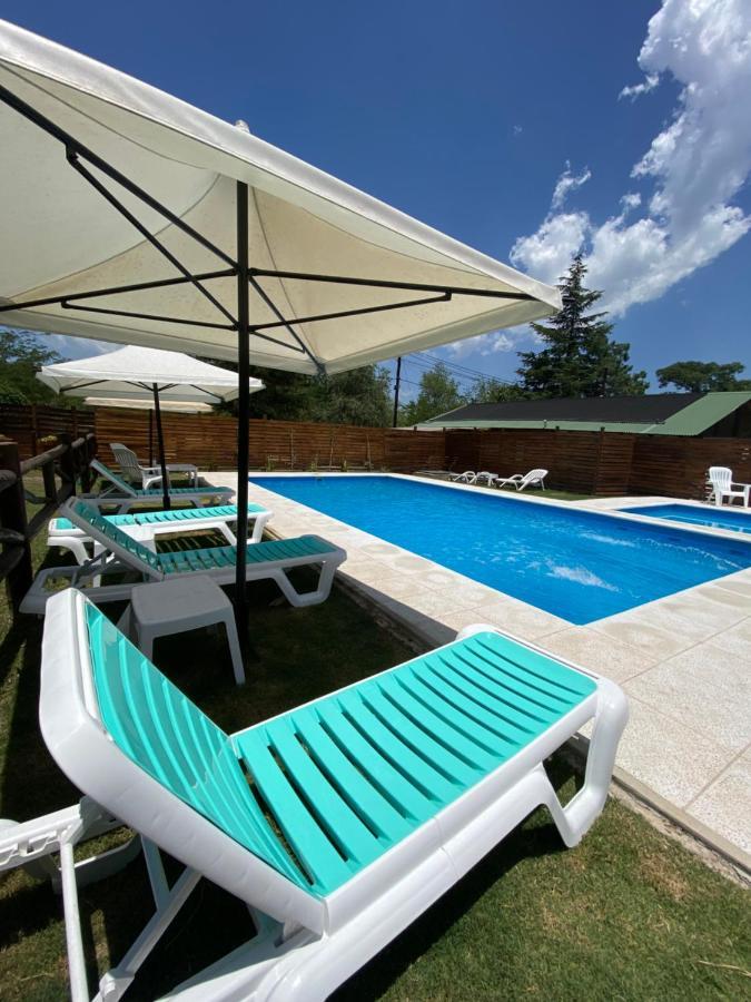 Cabanas Cuatro Horizontes Villa General Belgrano Bagian luar foto