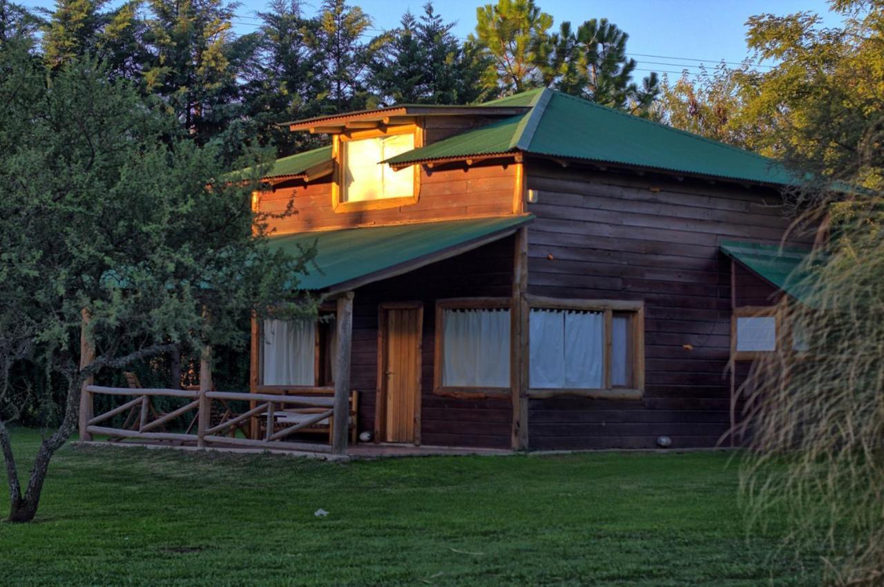 Cabanas Cuatro Horizontes Villa General Belgrano Bagian luar foto